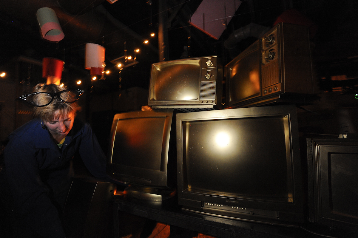 077. t.v.s in show.jpg