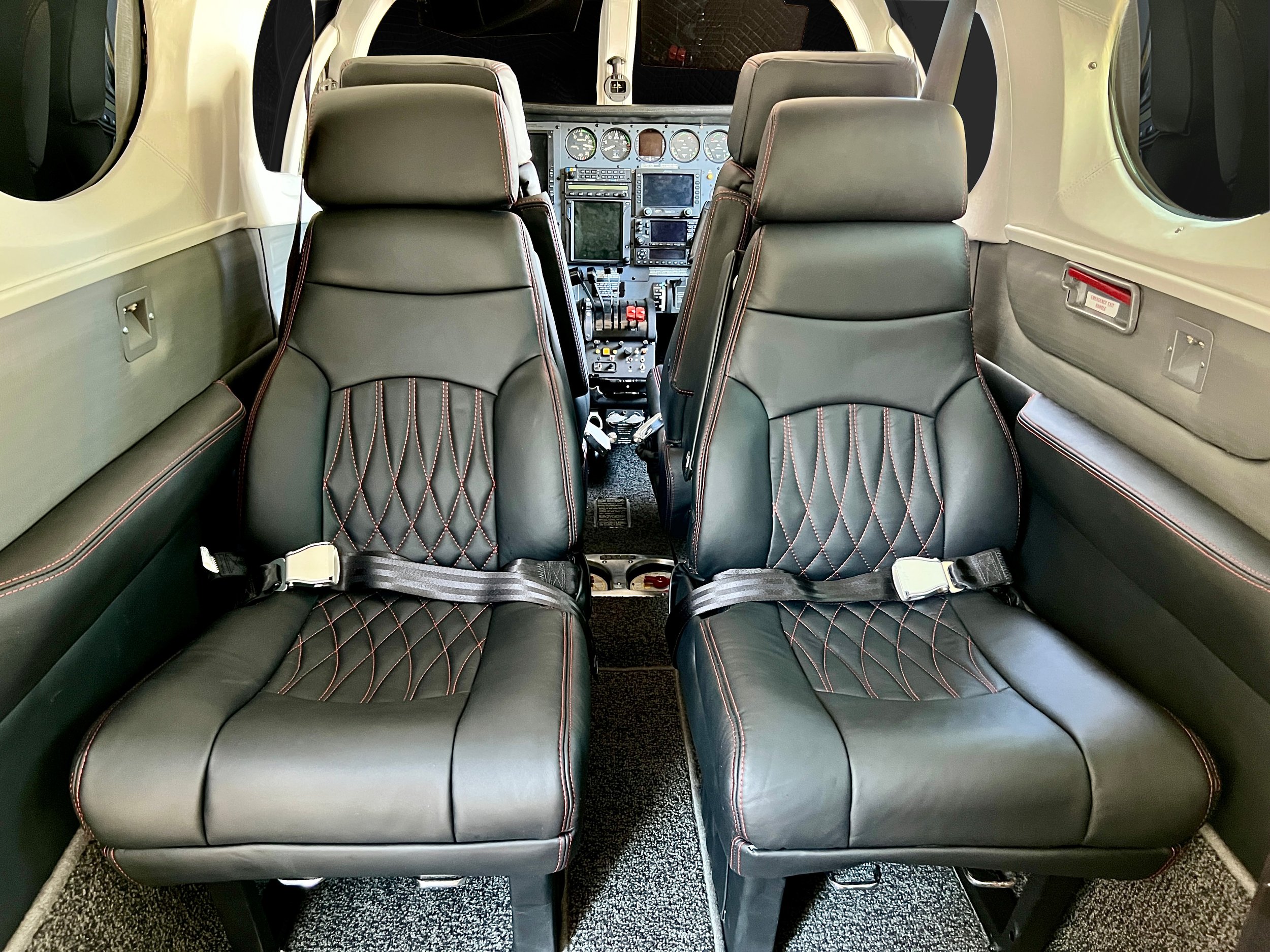 Cessna 340 interior pic 2.jpg