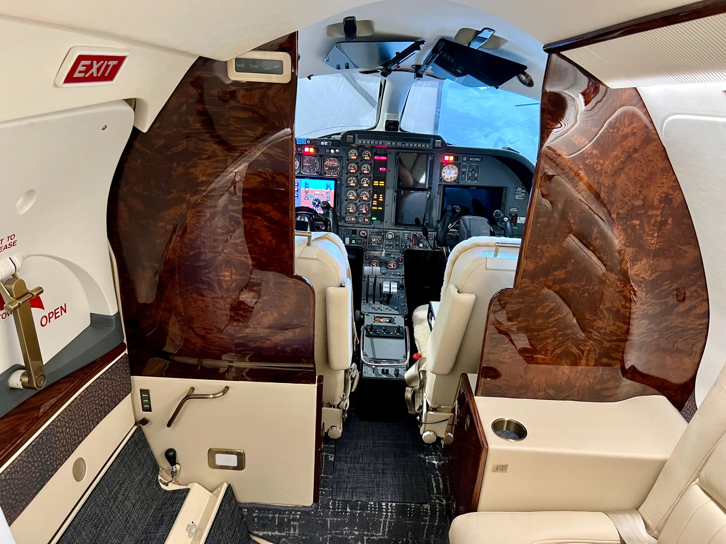 Piaggio Avanti I Forward Dividers (Copy) (Copy)