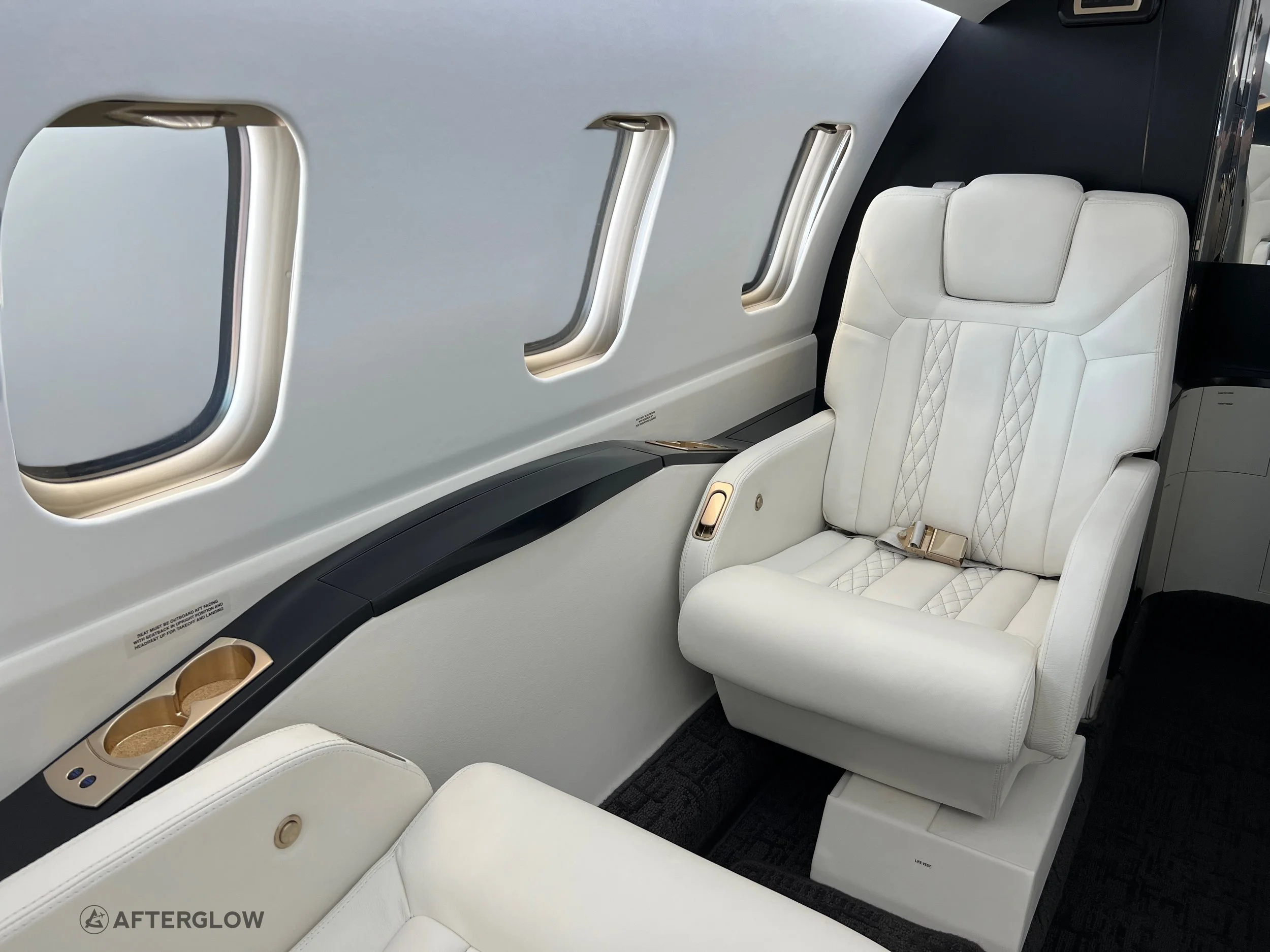 Piaggio Avanti Seats (Copy) (Copy)