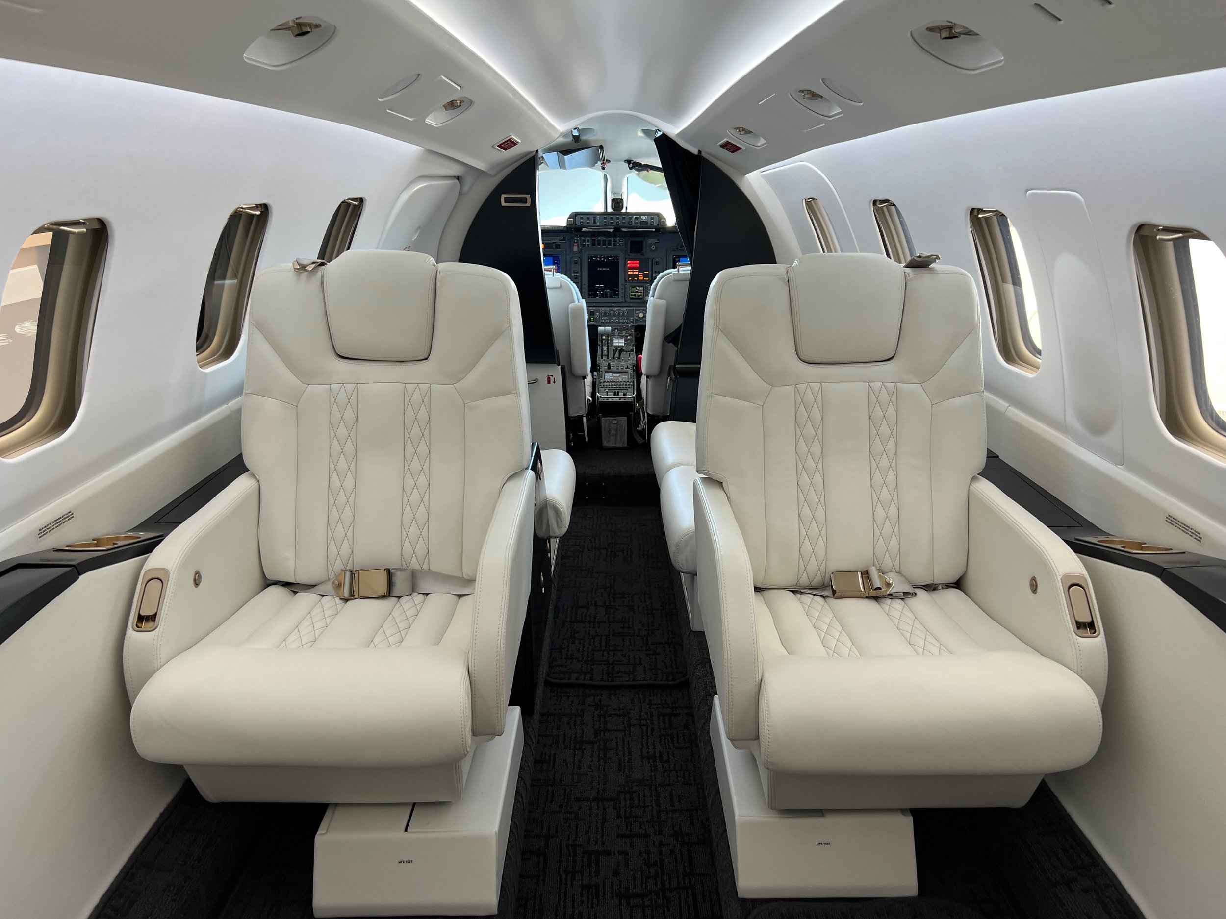 Piaggio Avanti Full Cabin Interior (Copy) (Copy)