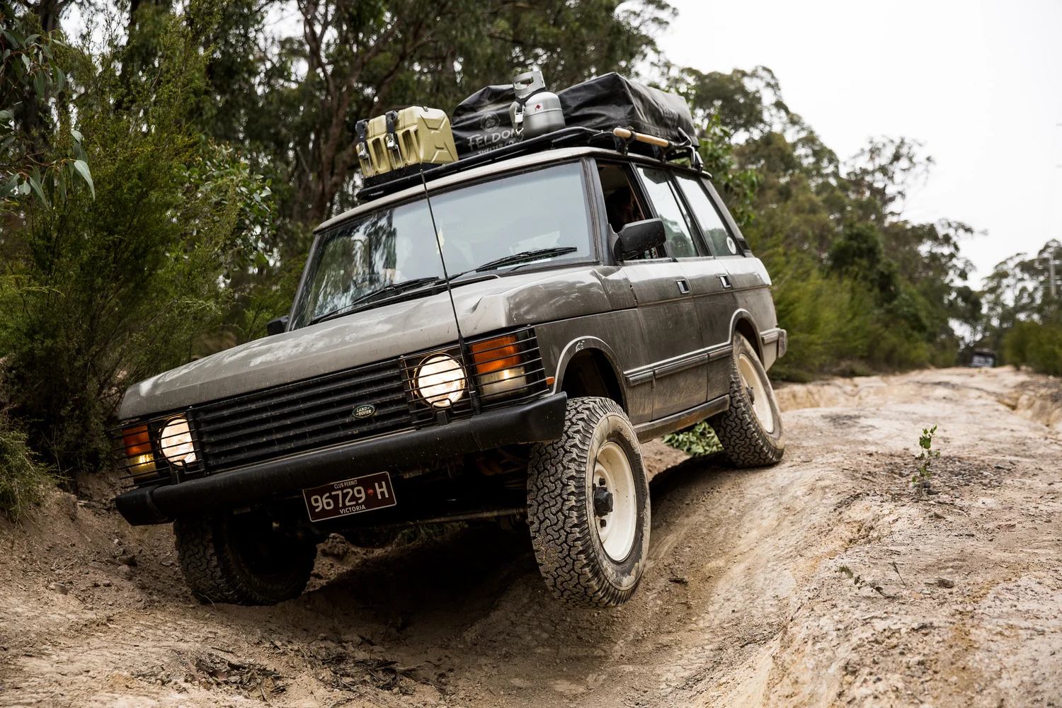 1998 Range Rover Rear 1998 Range Rover Classic — Sunday Garage The Four Wheel Drive ...