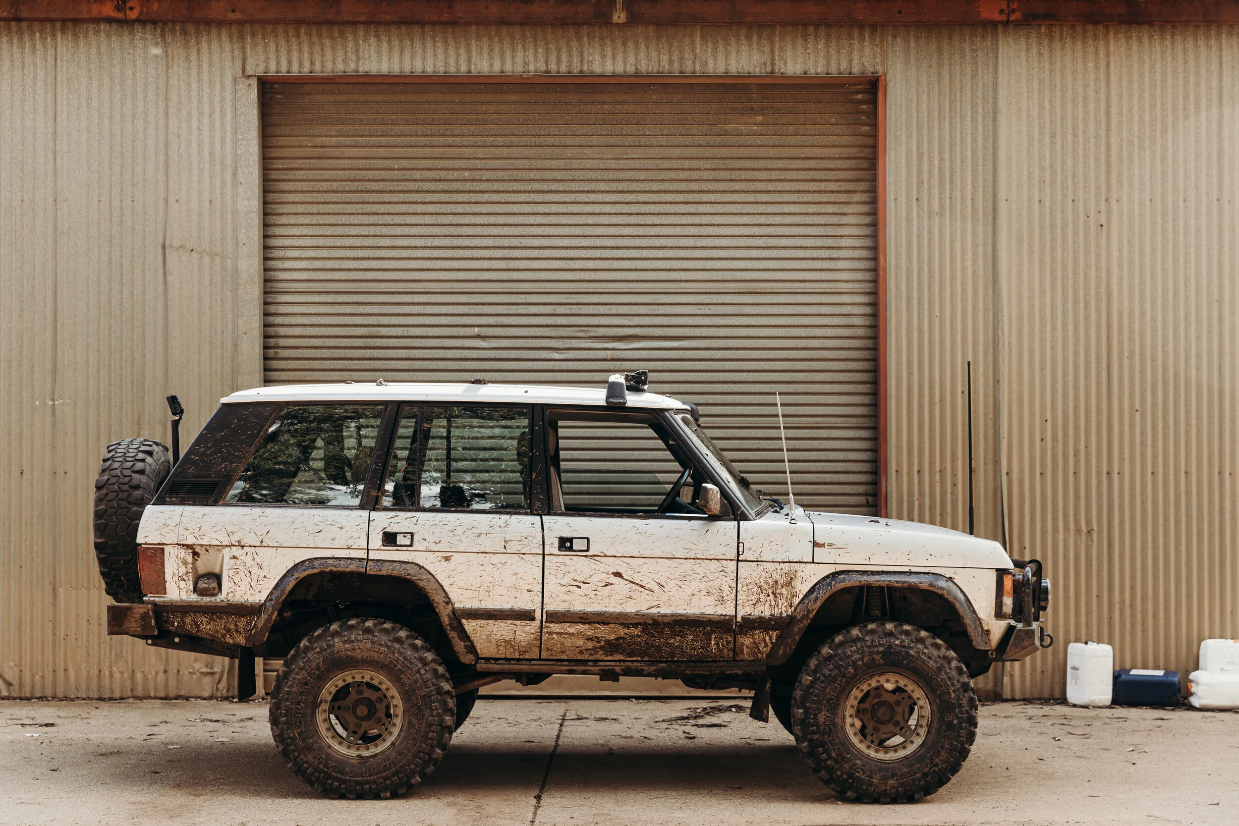 Cal's 1986 Range Rover Classic — Sunday Garage The Four Wheel Drive ...