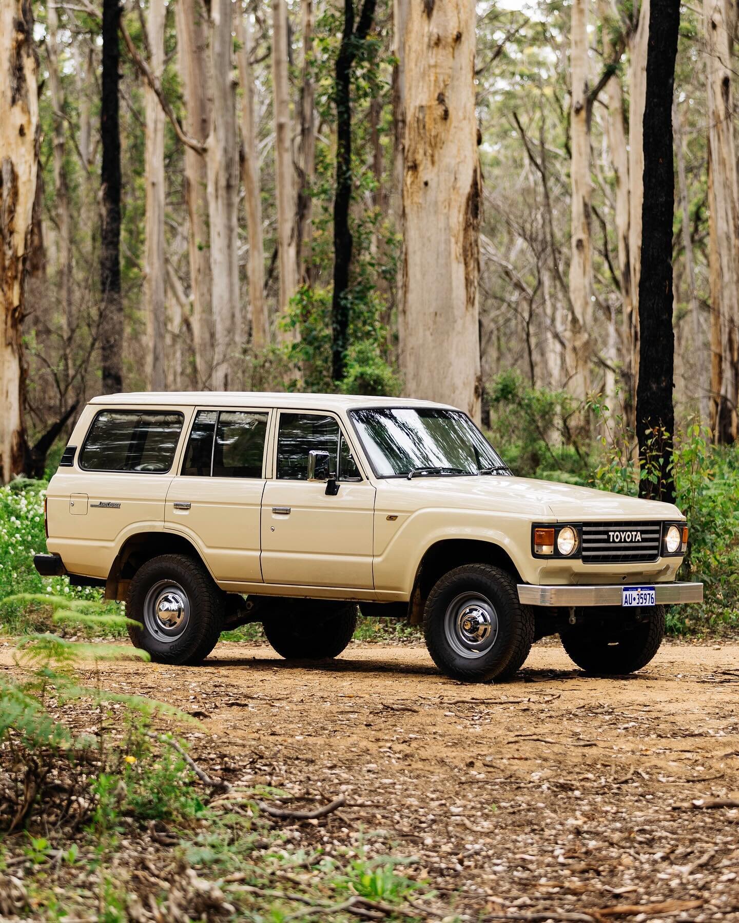 Sundays with Salina&rsquo;s &lsquo;84 60 Series. Brew up and jump over to the website to check it out. 📸 @joelseeto 

#toyota #toyotalandcruiser #4wd #overland #4x4 #classiccars #classic #classic4wd #landcruiser #60series
