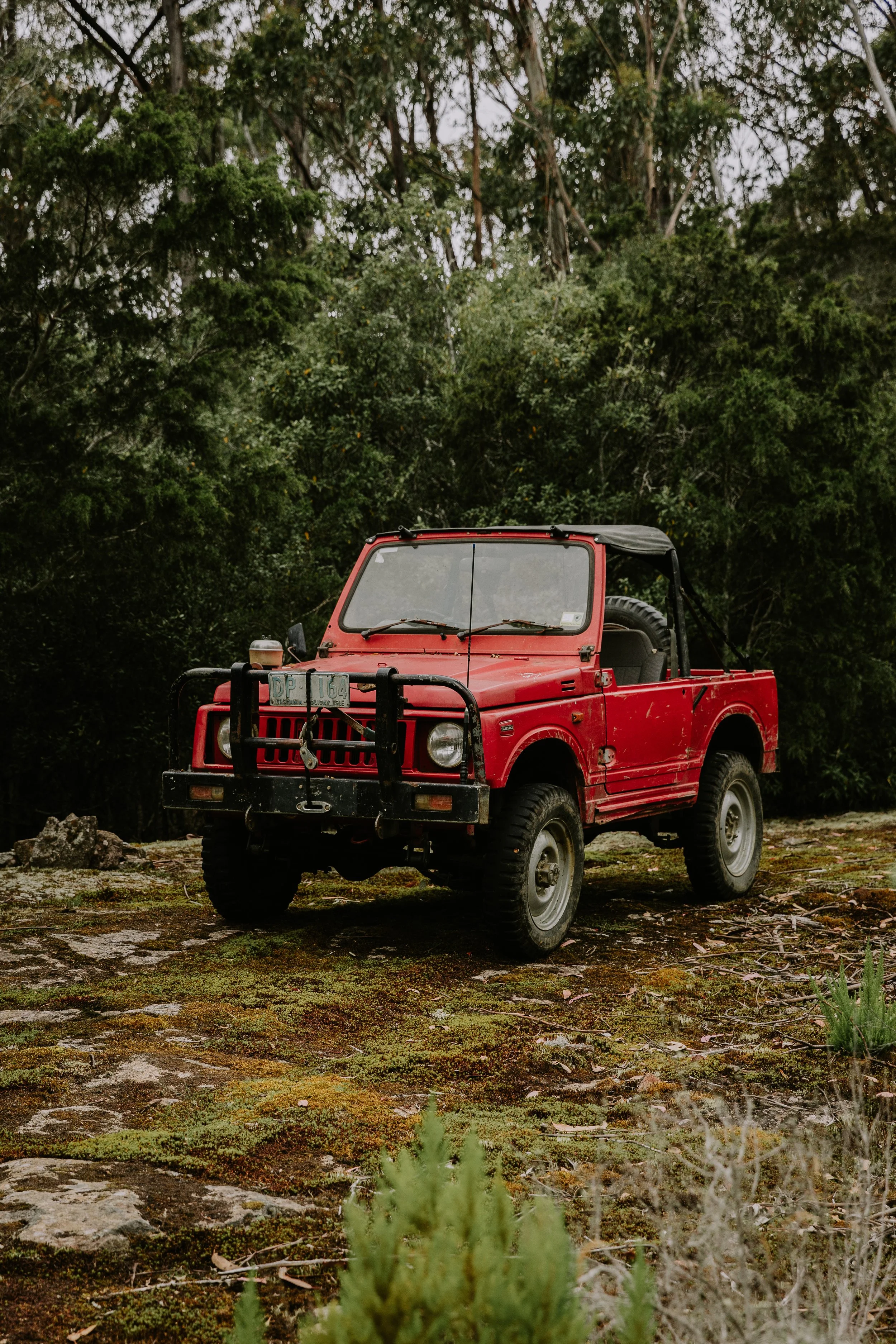 Red_Suzuki_Sierra-2.jpg