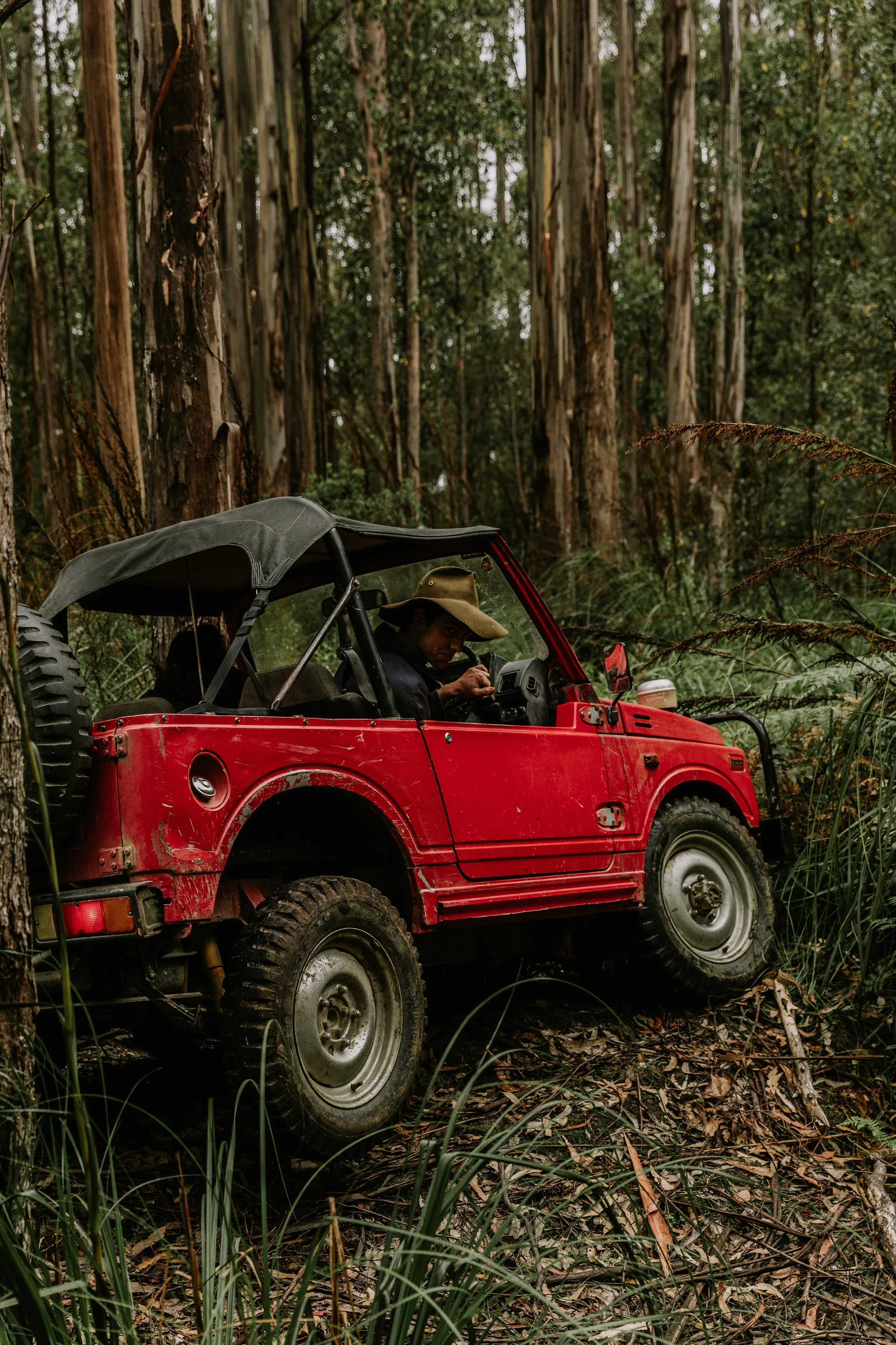 Red_Suzuki_Sierra-33.jpg