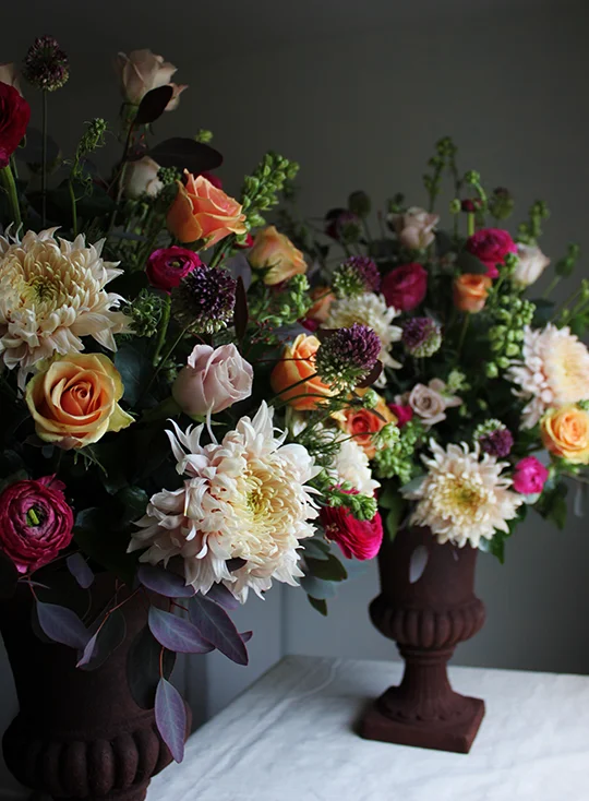 Tutorial Traditional Urn Arrangement — a quiet style