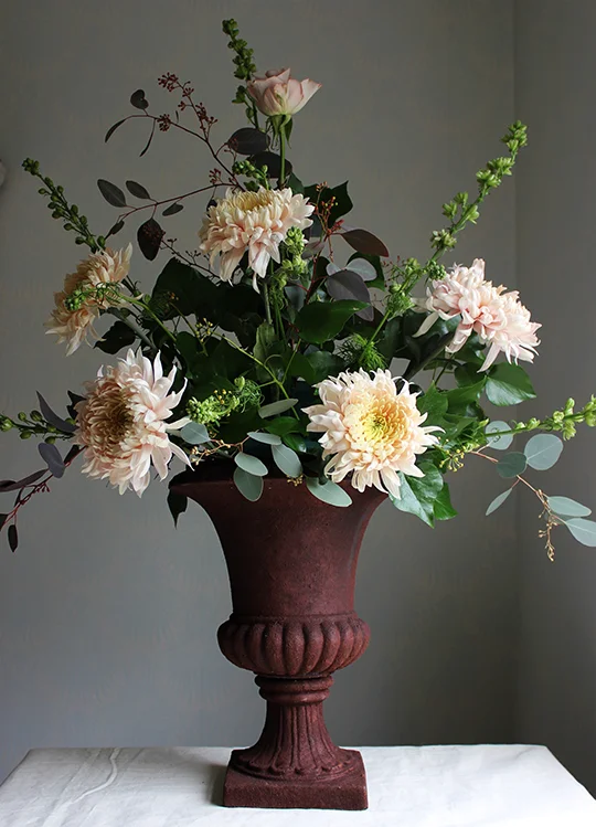 Tutorial Traditional Urn Arrangement — a quiet style