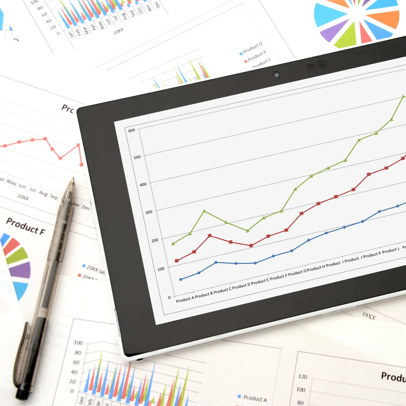 Lindqvist-Accounting-AS-75672638-color.jpg