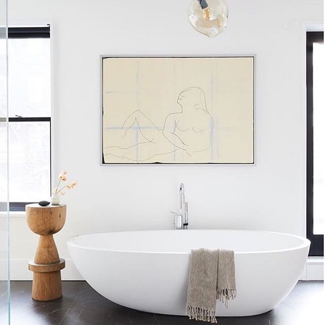 N + B always opt for calm and neutral artwork in bathrooms. This @annieleslau image is a lovely example ✨
.
.
.
.
.
#bathtub #artadvise #interiordesign #bathroom #refurbishment #bathroominstallation #interior #build #style #inspiration #style #modern