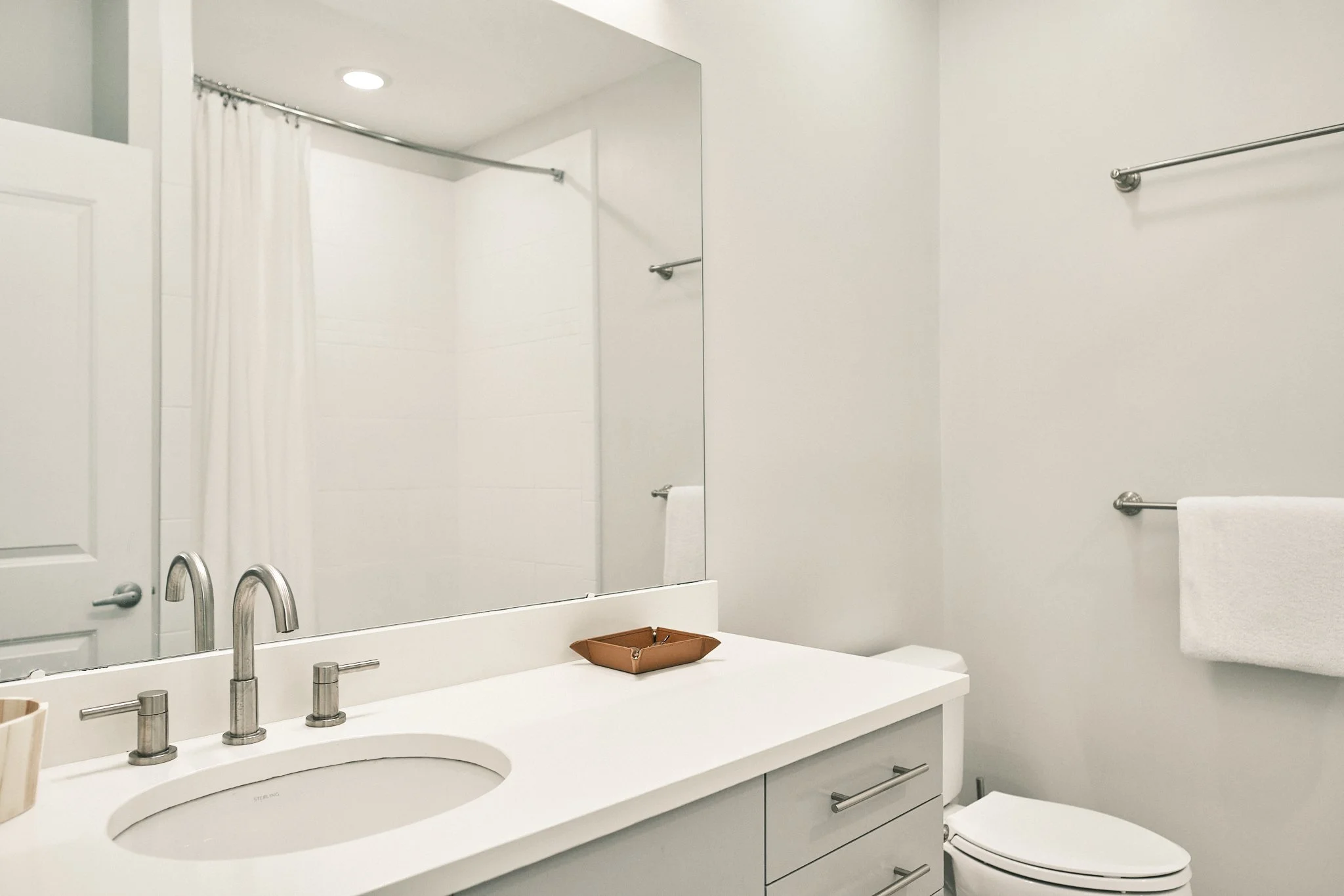 201 N Elm St 904 0003.jpg