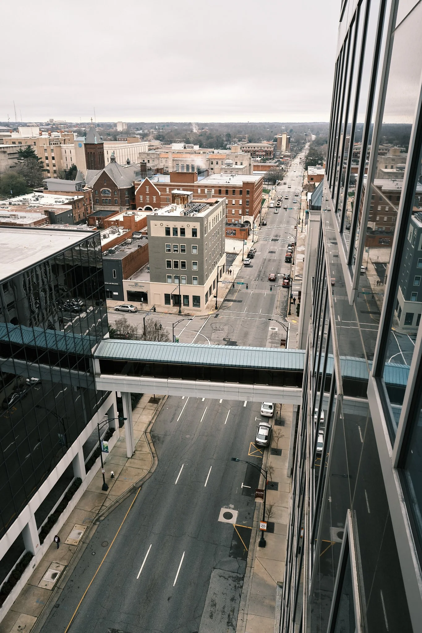 201 N Elm St 904 0019.jpg