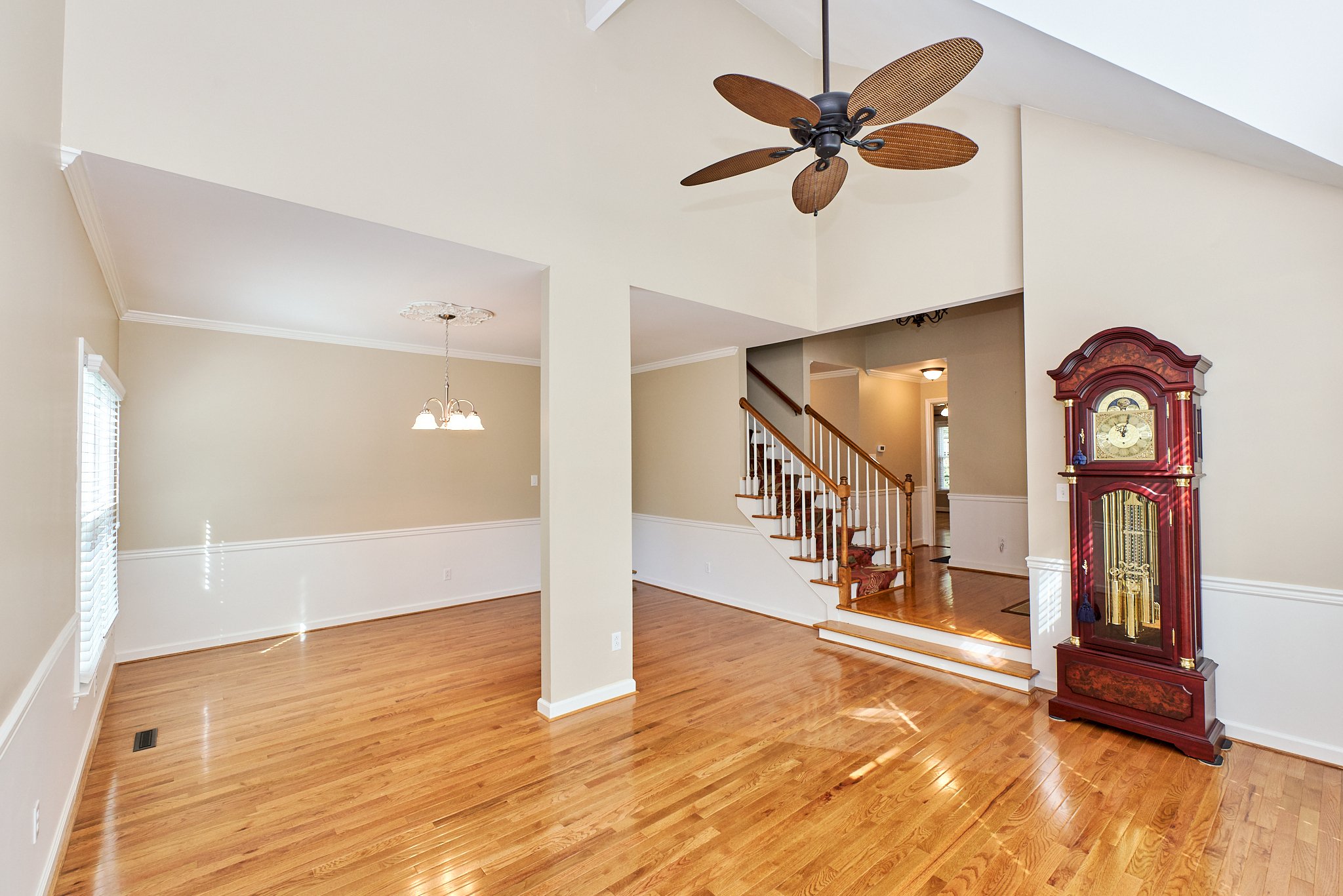 206 Aspen Ave Web 012.jpg