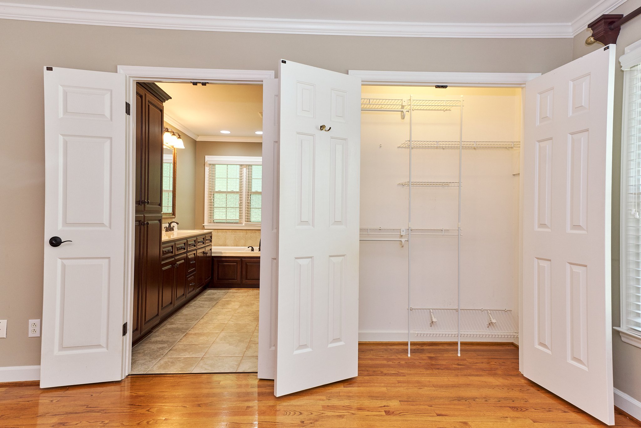 206 Aspen Ave Web 024.jpg