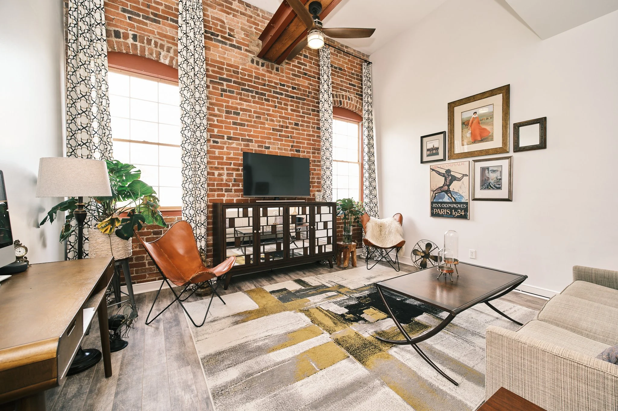 801 W McGee St 21 WEB 0012.jpg