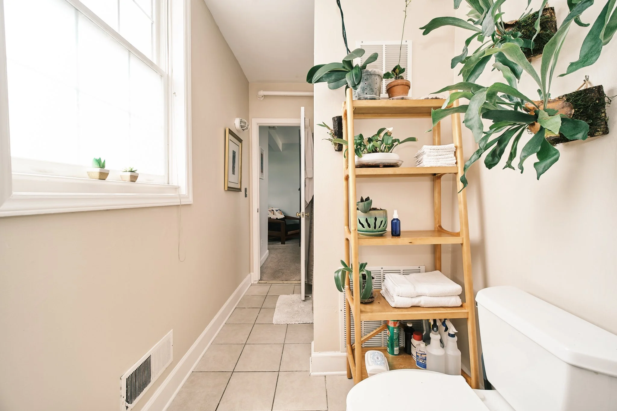 801 W McGee St 21 WEB 0017.jpg