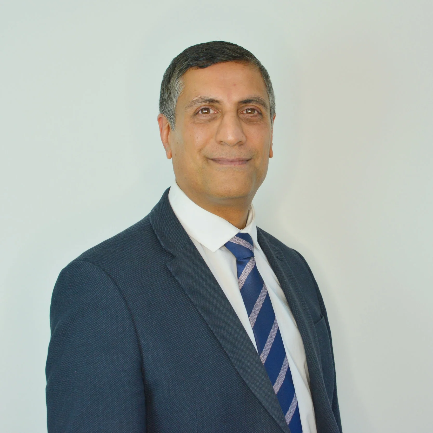 Rajesh+Mehta+Headshots.jpg