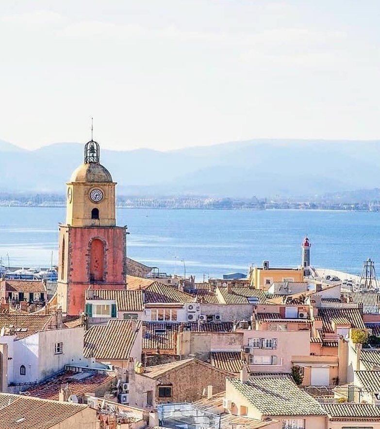 MERCI 🧡🧡🧡

Thanks everyone for season 2024 🦀

Celebrating Christmas ✨ in Saint-Tropez or already planning for 2025 ☀️? Feel free to send us a message or visit www.hallois.com 

#travel #traveling #travelservice #holifayhome #holifayhomes #holiday