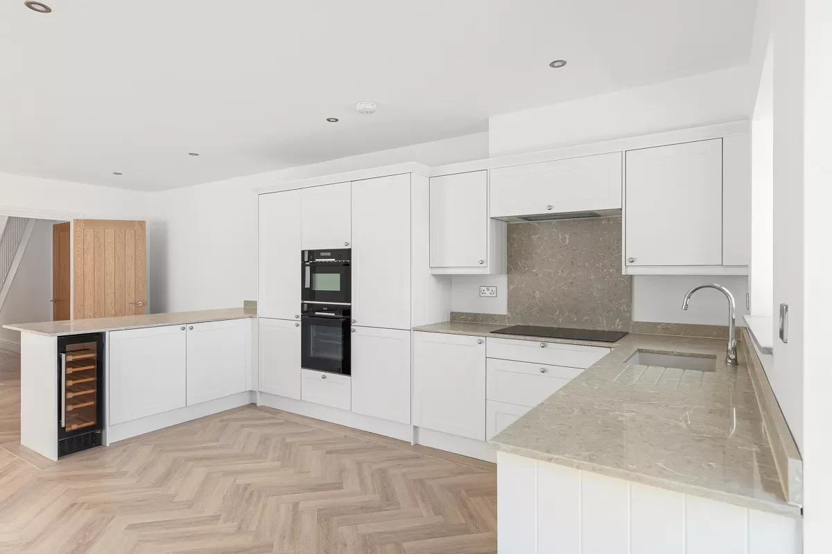 26b64225-3587-4873-adf9-87748693e501-0 (1).webp