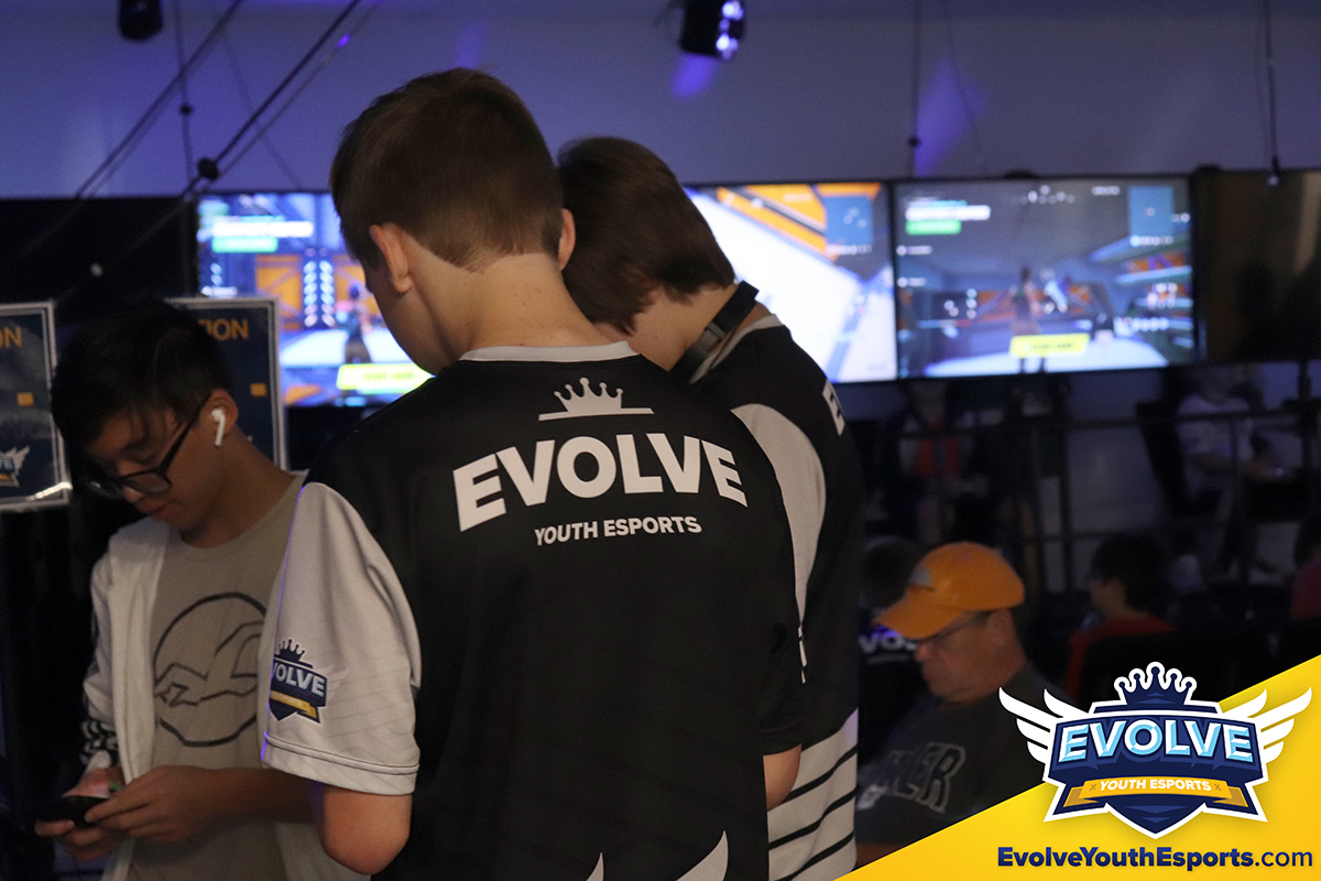 evolve-season-2-28-sm.jpg