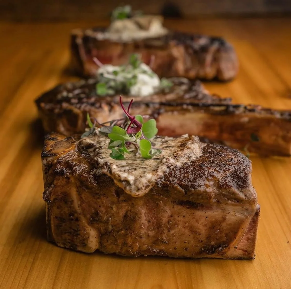 Savoring the Best of Both Worlds: Balancing Indulgence with Fitness at Chamberlain's Steak &amp; Fish in Dallas!