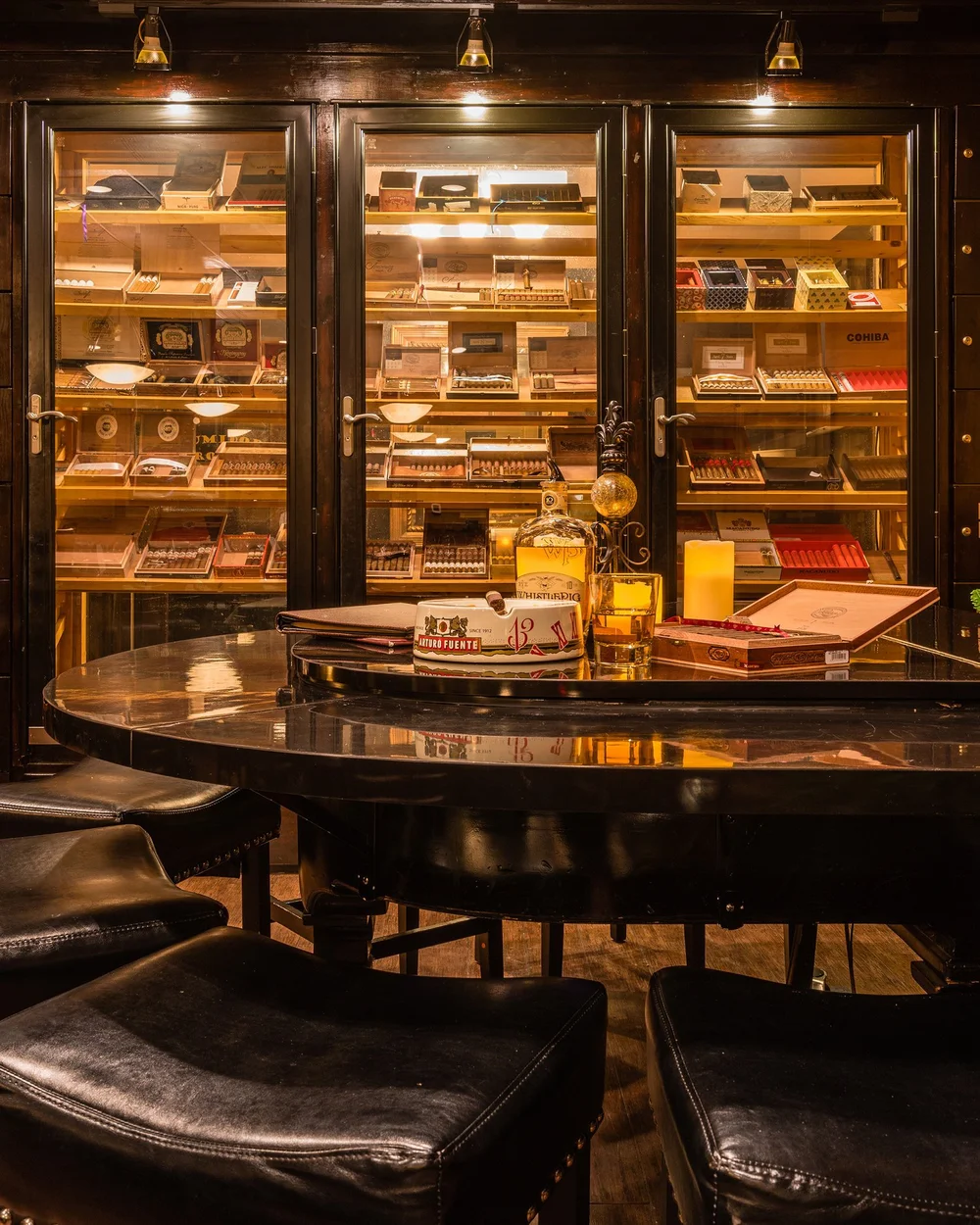 Best Cigar Lounge in Dallas — Chamberlains Steakhouse