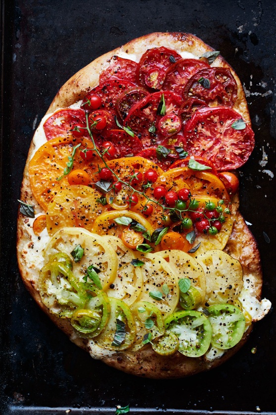 ombre-heirloom-tomato-grilled-pizza.jpg