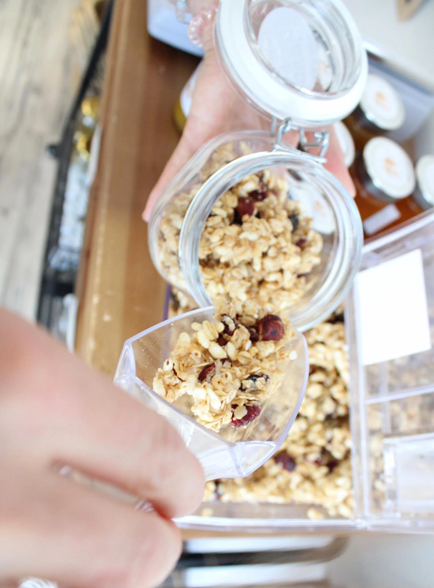 D6DA1082-2399-4883-9527-181E2DBAD3FE