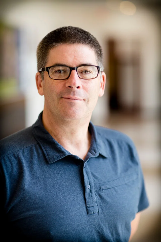 Peter_Roberts 2.jpg