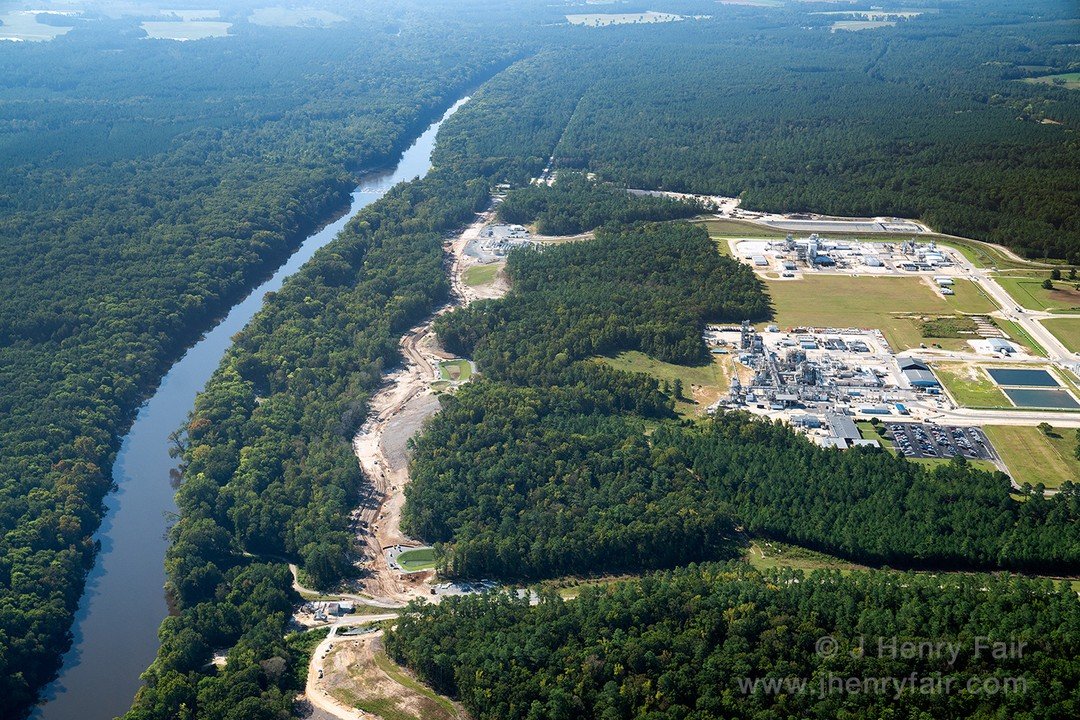 Chemical plant that produces PFAS
Fayetteville, North Carolina
This plant is one of the worst PFAS polluters in the country, emitting a sufficient quantity of the &quot;forever chemical&quot; over the years to contaminate the Cape Fear River and the 