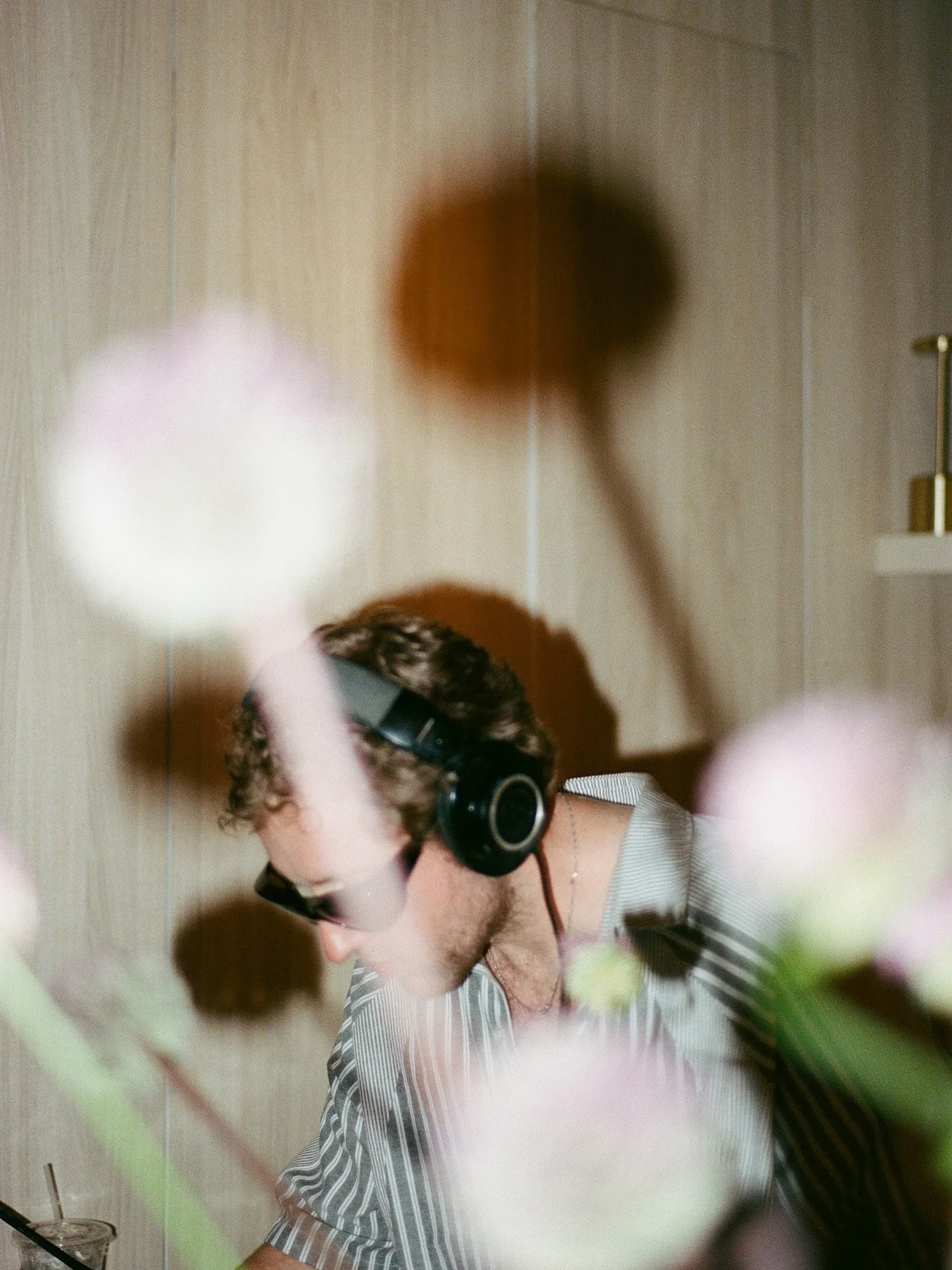 On a roll

Portraits of friends from the last couple months