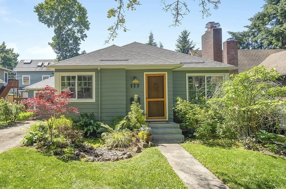 ✨New Listing!✨

Welcome to the kind of home that makes you smile before you even step inside. This 1950 sweetheart has so much charm with built-ins, warm hardwood floors, and the kind of backyard that makes you want to start a garden journal and name