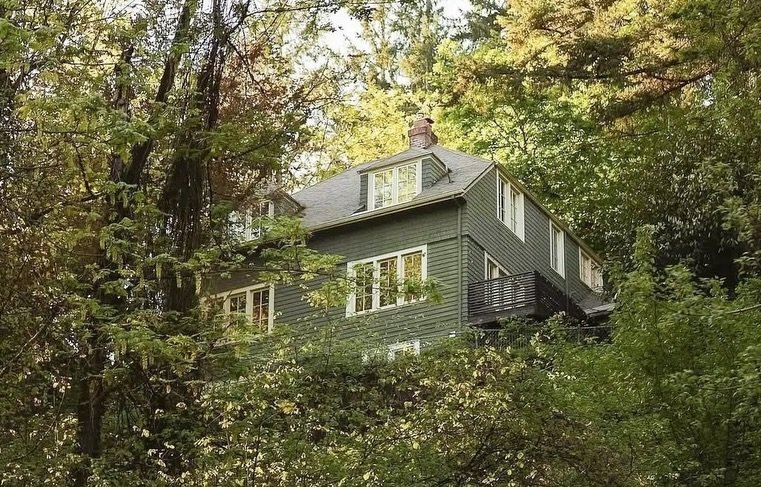 What if you could forest bathe from your living room or kitchen? Lots to love about this listing, but my favorite part is how every room is suffused with the presence of trees. Each dappled, green window view looks like a painting. Is that why this h