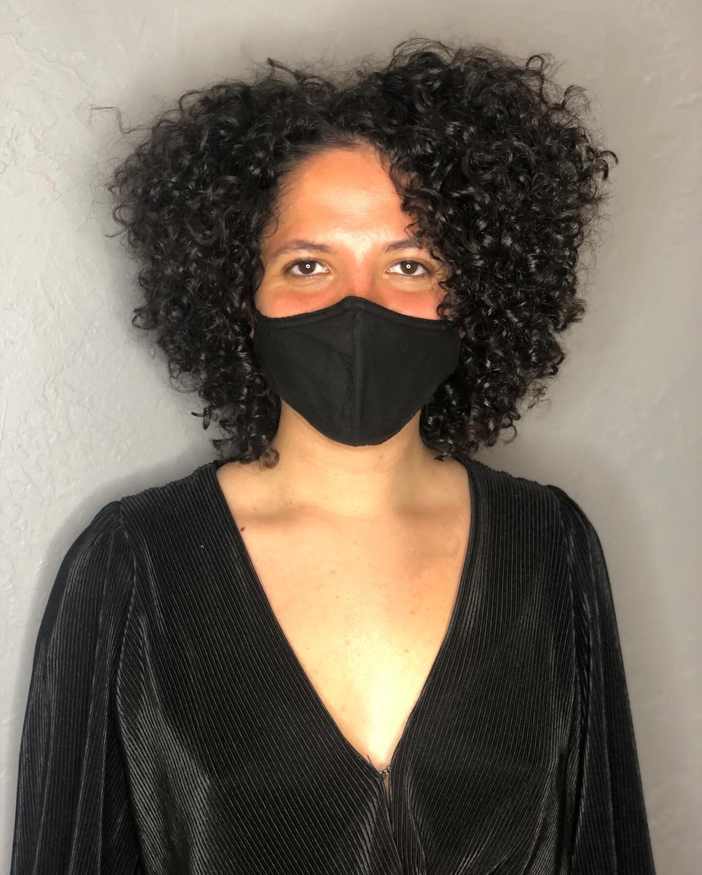 ❤️ing this heart shape!  Texture doesn&rsquo;t identify with one &ldquo;type&rdquo; of person.  No matter what your makeup is, hair is a medium that is not classified by ethnic background.  That is one of the most beautiful things about specializing 