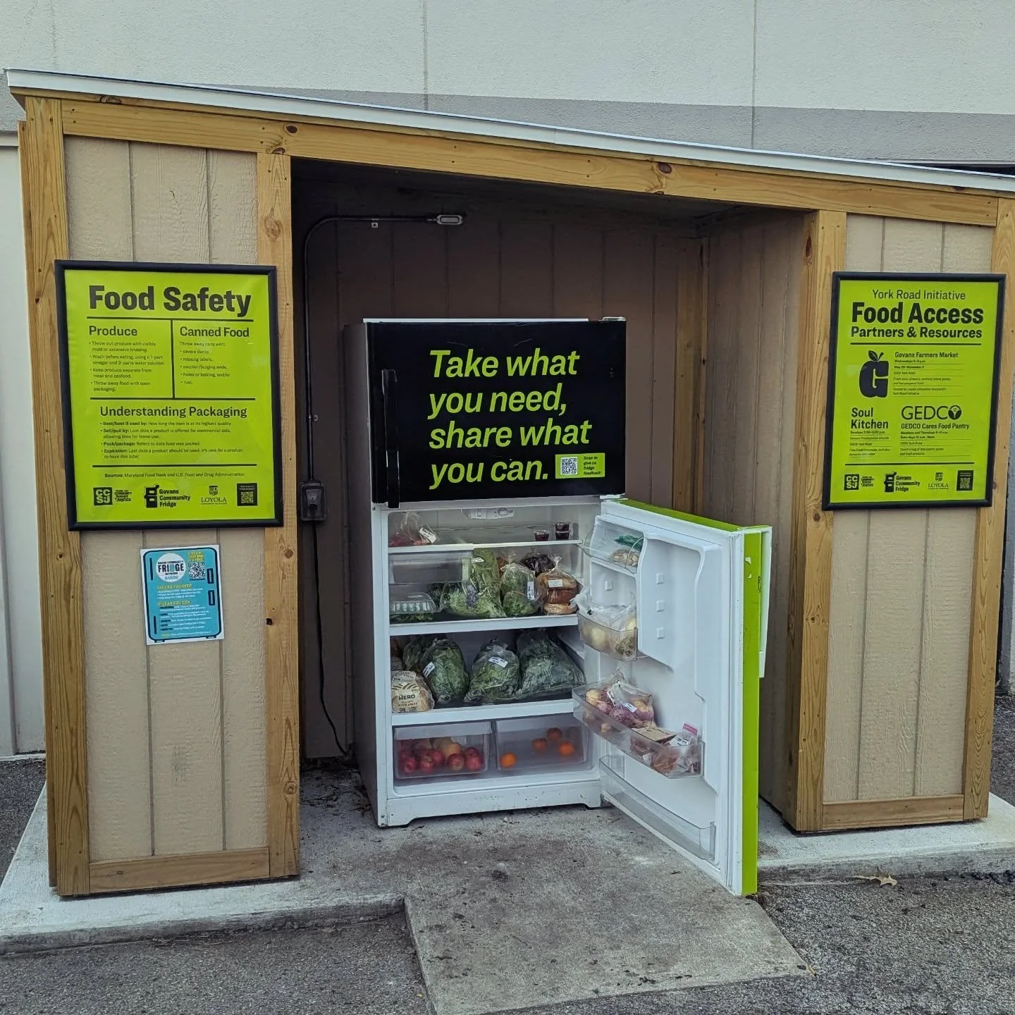 Today we turned two EMPTY community fridges into two FULL community fridges!

📢 Community Fridge Restock Alert!

📍 5104 York Road, Govanstown (Govanstown Farmers Market parking lot)

📍 3128 Greenmount (inside Red Emma's)

🥗 Free food for all. Tak