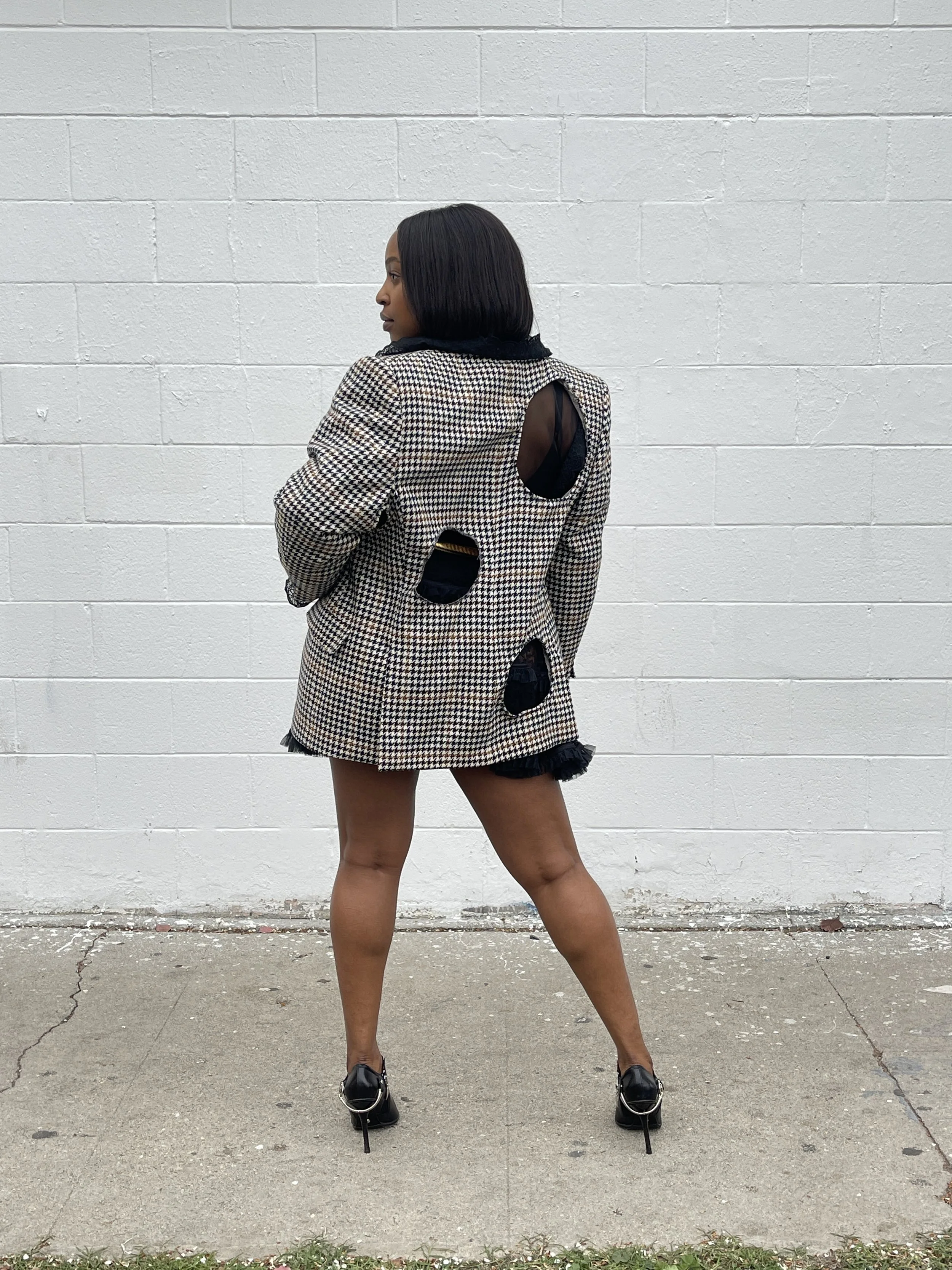 Black_cream plaid print - side.JPG
