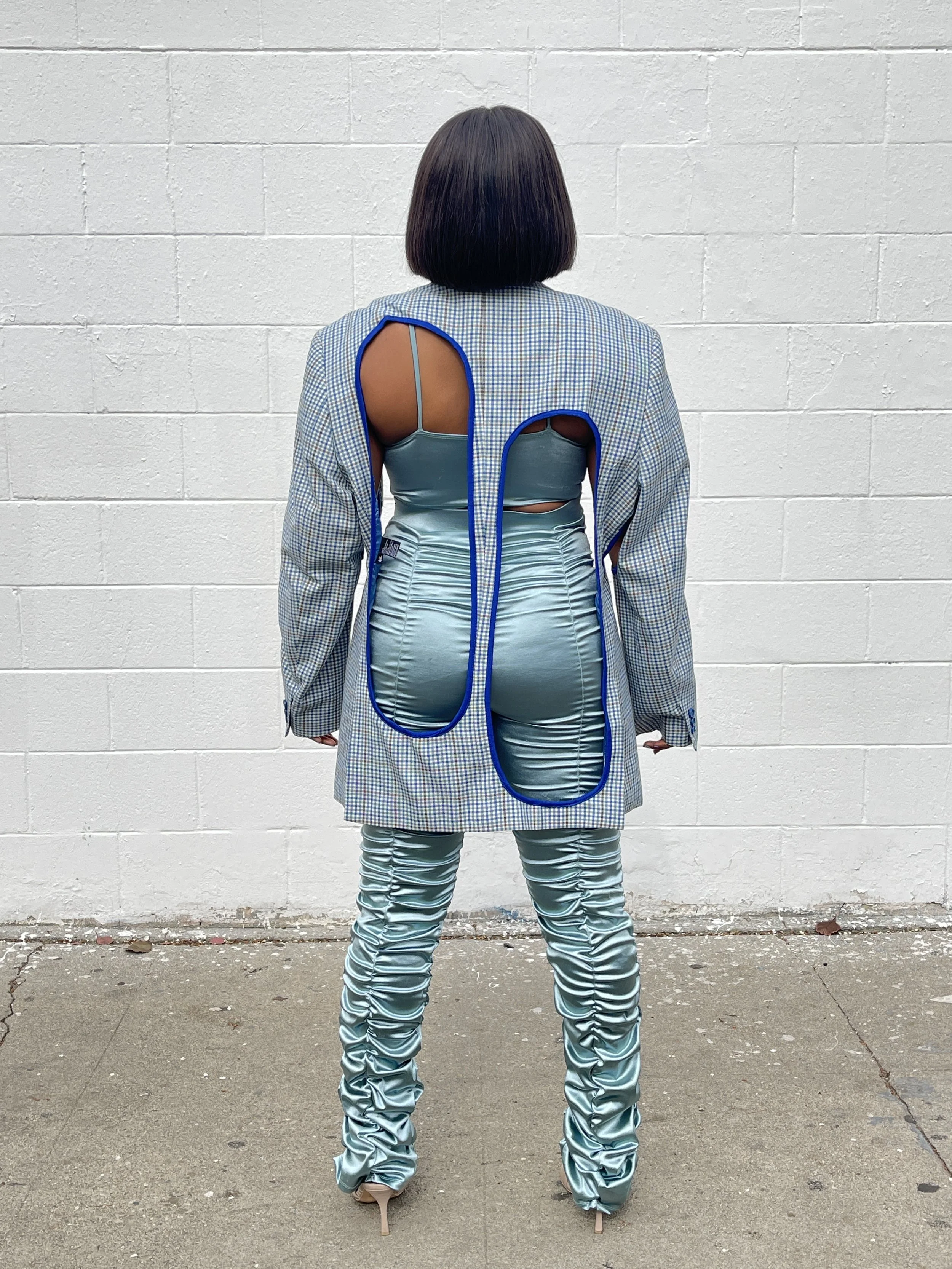 Blue Oval - back.JPG