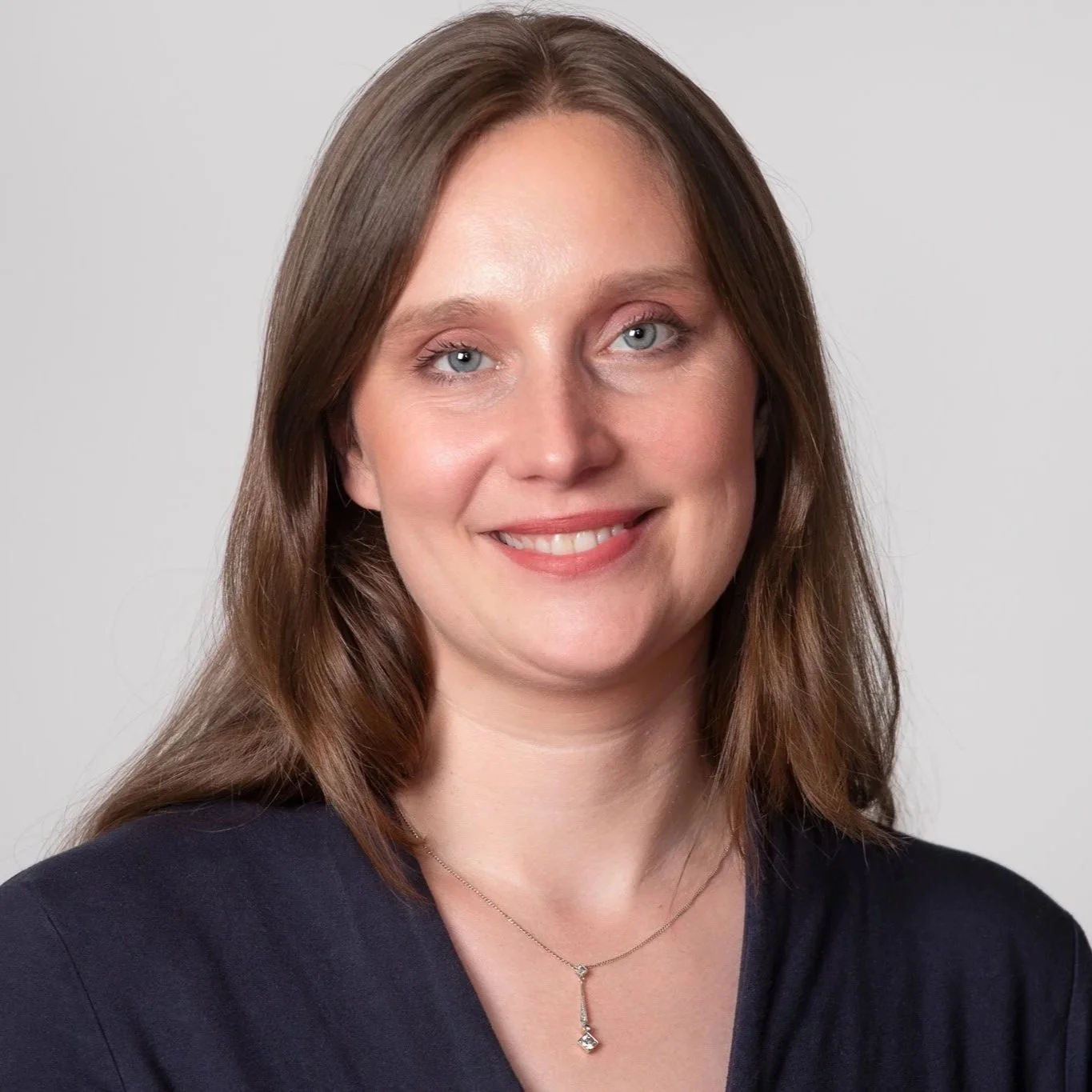 Dr. Laura Nieder