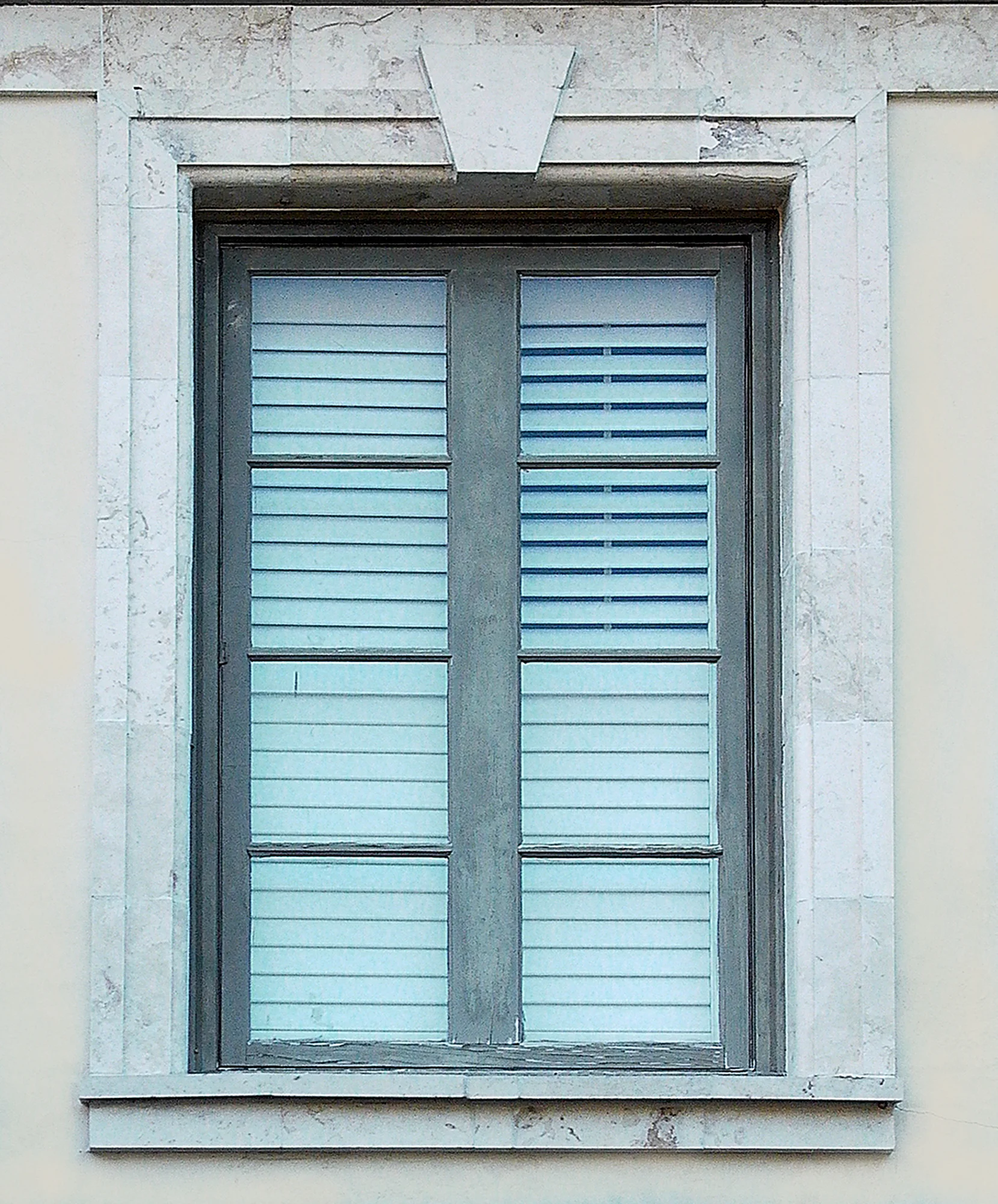 Mediterranean_Alvarez_Keyed window_cropped_1659x2000_P1000039.jpg