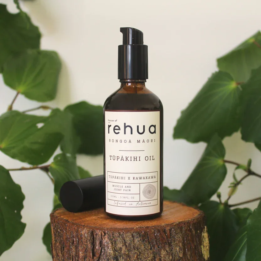 house-of-rehua-tupakihi-body-oil.webp
