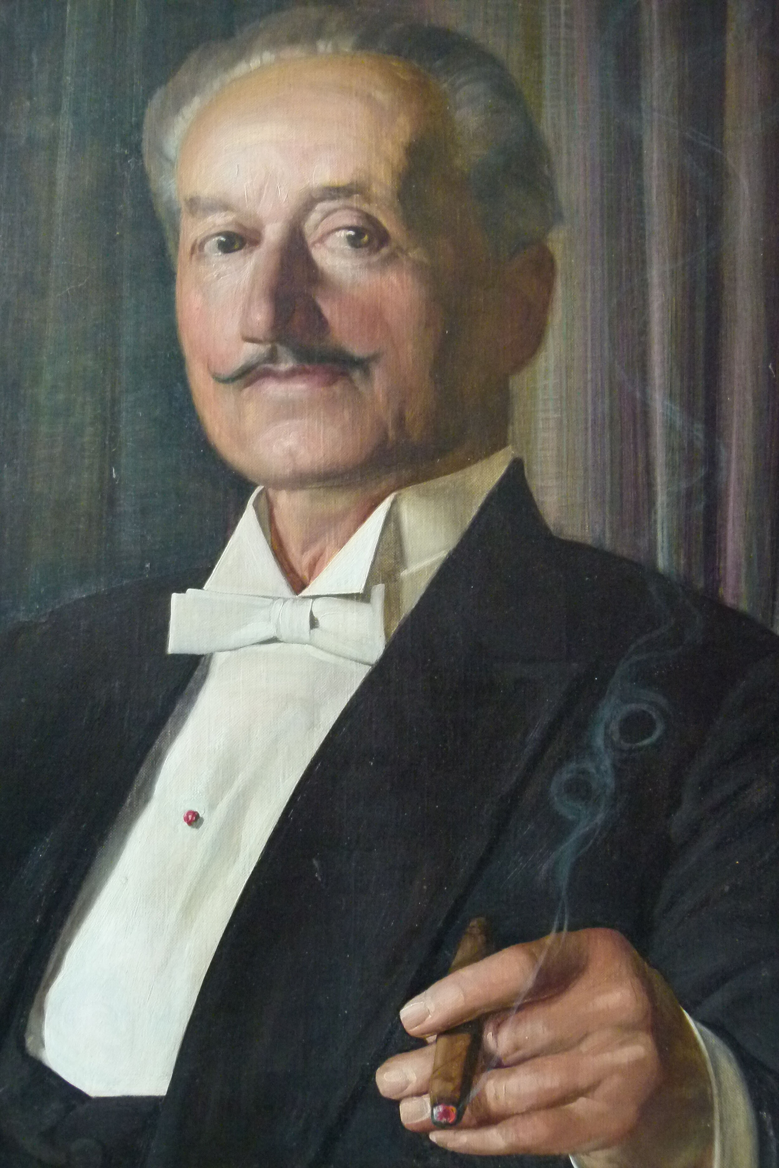  Harry Linley Richardson,  Untitled (Unknown Man),  c.1920, Oil on canvas, New Zealand Portrait Gallery Collection 
