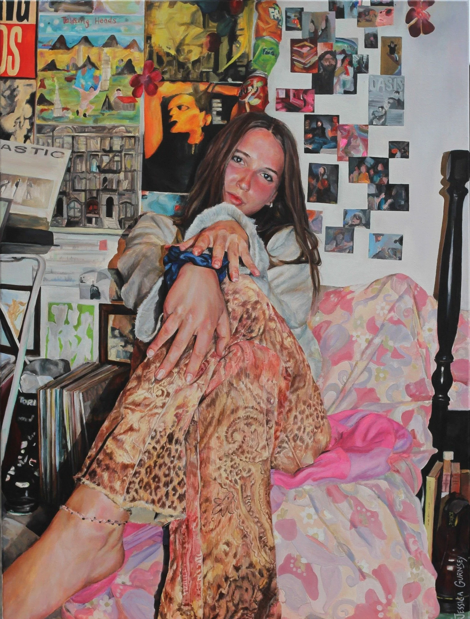 Throwback to our 2022 Adam Portraiture Award winner, a vibrant self portrait by Jessica Gurnsey entitled 'Lady Day' (named after a Lou Reed song on the album which  is pinned to the wall behind her). At just 18 years old at the time of entry, she is 