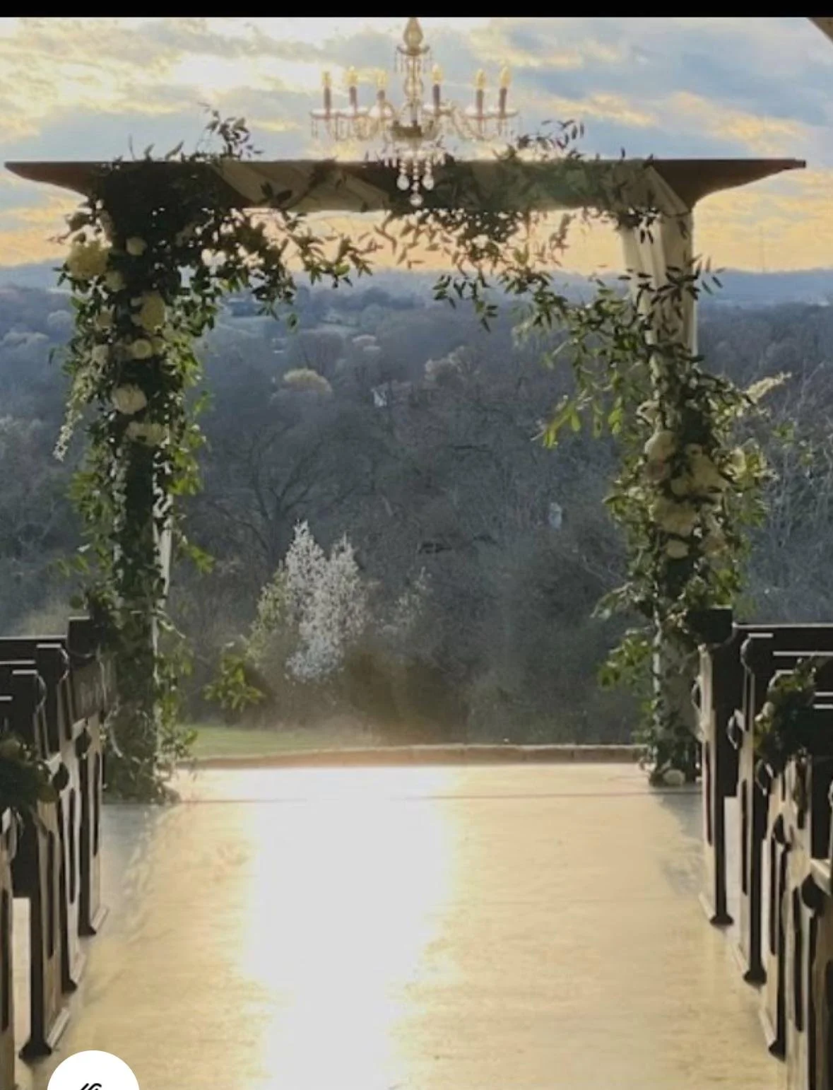 Planning a Cozy Fall Reception Near Nashville in a Climate-Controlled Barn