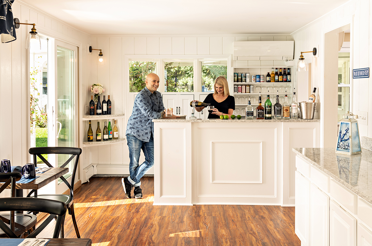 2018-09-Commodore Inn©Cutrona-4464b.jpg