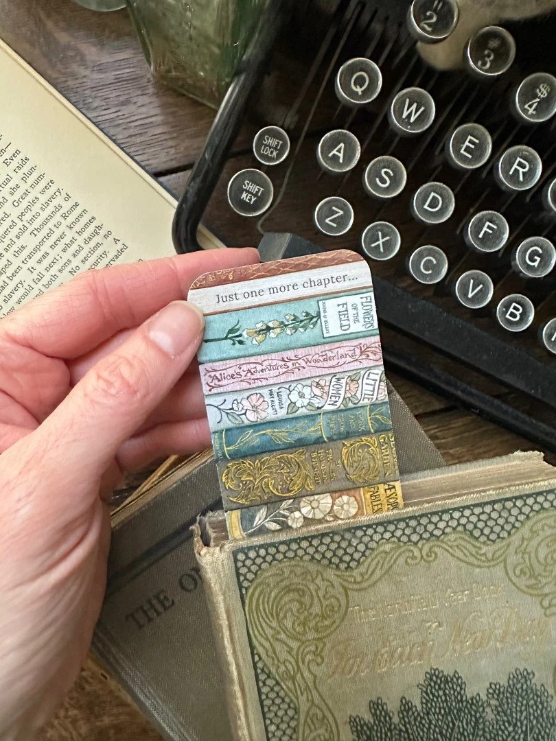 Bookmark - Books (3) (Large).JPG