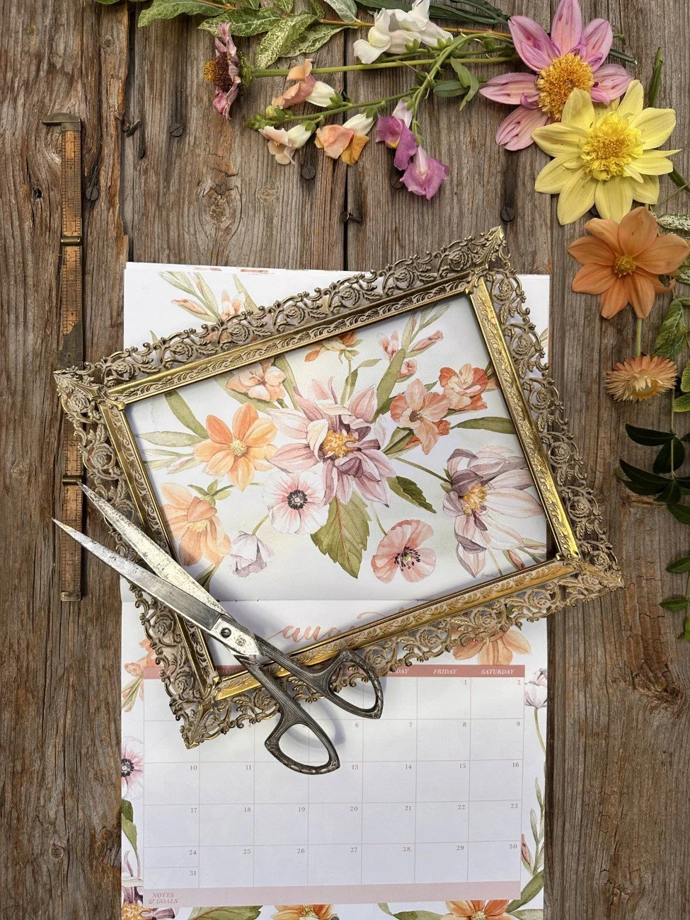 A Year in Blooms Calendar Photo (24) (Custom).JPG