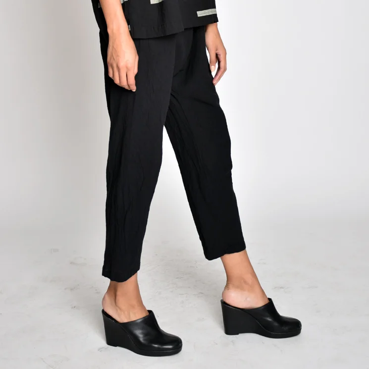 BlackPant.jpg