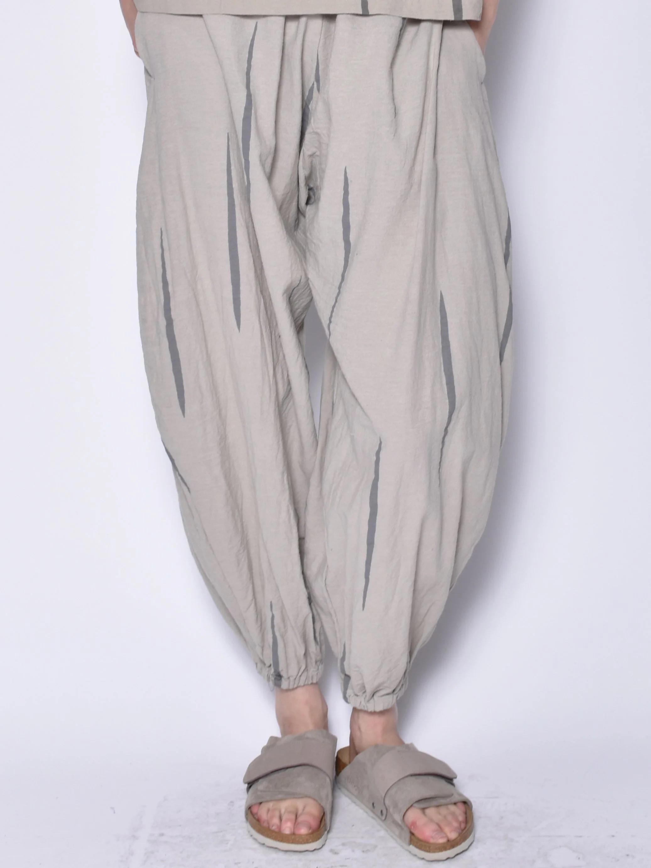 OATMEAL SCRATCH BALLOON PANTS