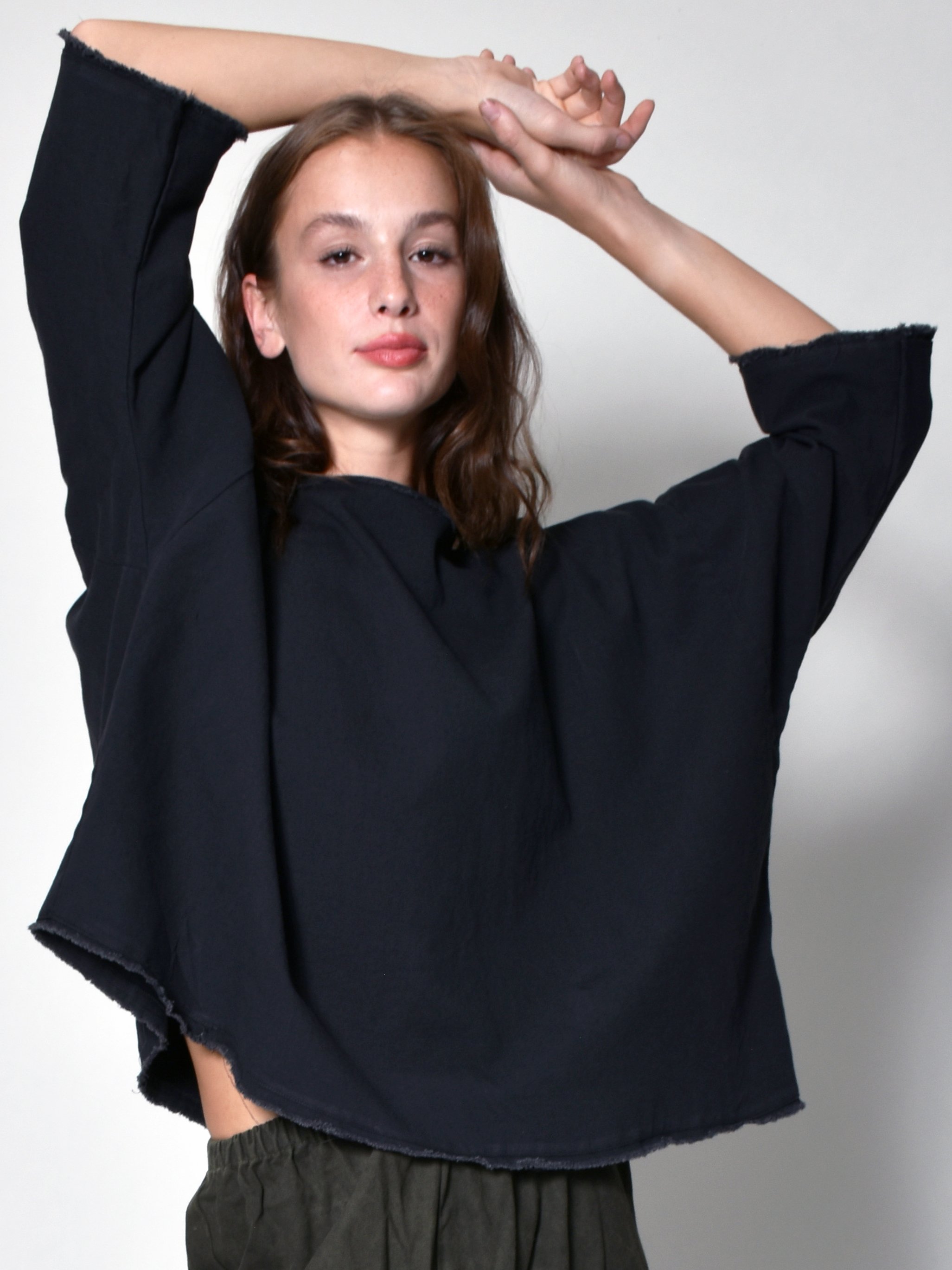 RAW HEM TWILL BATWING TOP (2 colors)