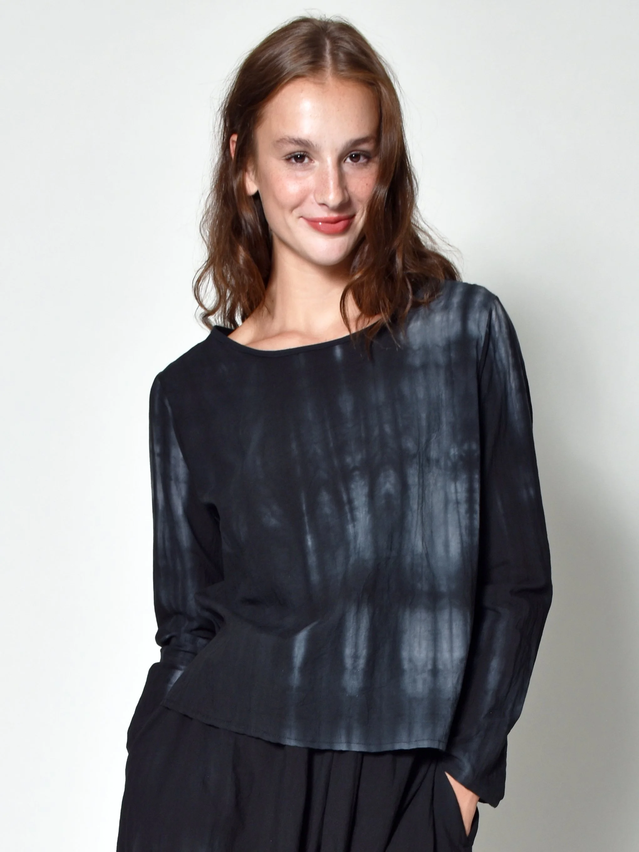 LONG SLEEVE TEE
